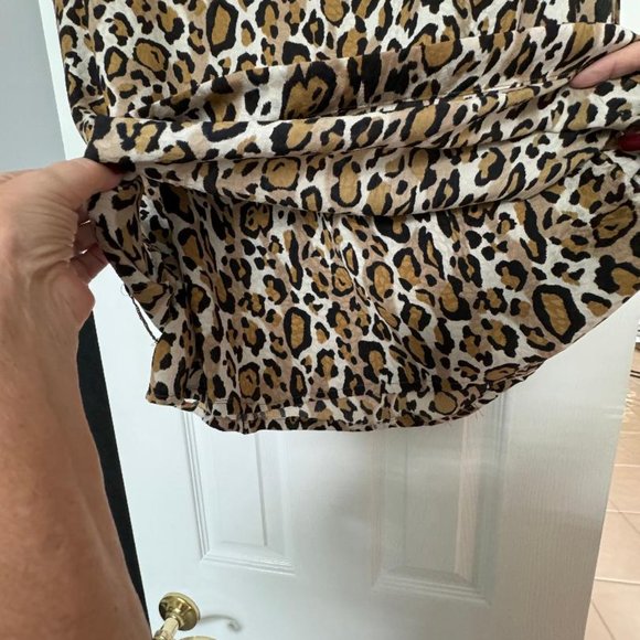 Tory Burch Leopard print Silk Sleeveless Blouse 10, Excellent condition Reduced - Picture 4 of 4